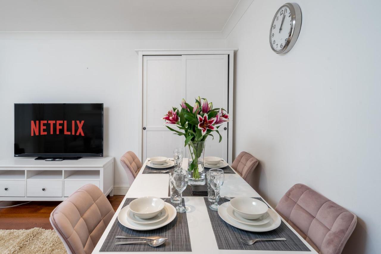 Crossharbour Canary Wharf 2 Bed Duplex Apartment London Eksteriør bilde